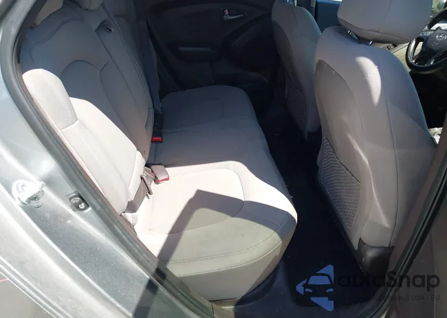 KM8JTCAF6FU052102: 42116352