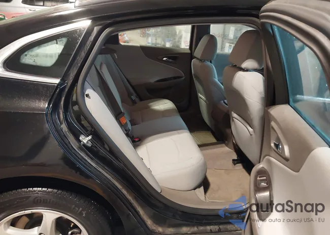 1G1ZB5ST6GF211340: 42116361