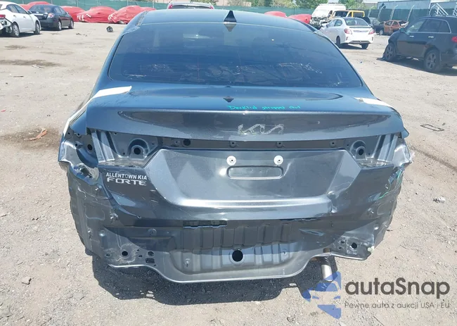 3KPF24AD8RE762302: 42116508