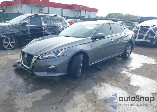 1N4BL4BW9LC176675: 42117565