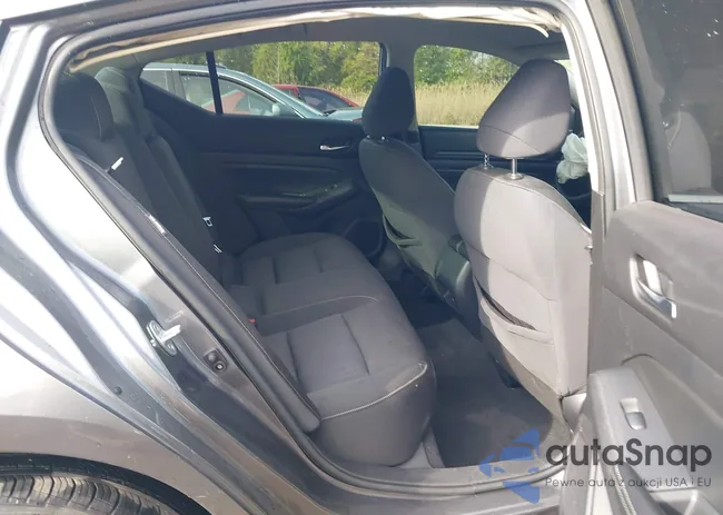 1N4BL4BW9LC176675: 42117565