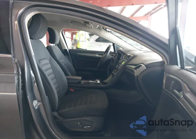 3FA6P0LU5HR374206: 42117582