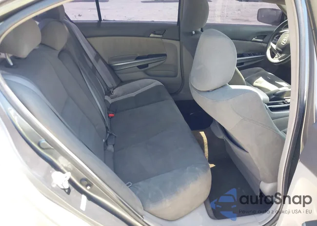 1HGCP26708A056391: 42117614