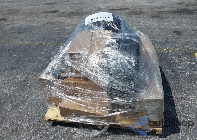 SBM14DCA9JW001142: 42117797