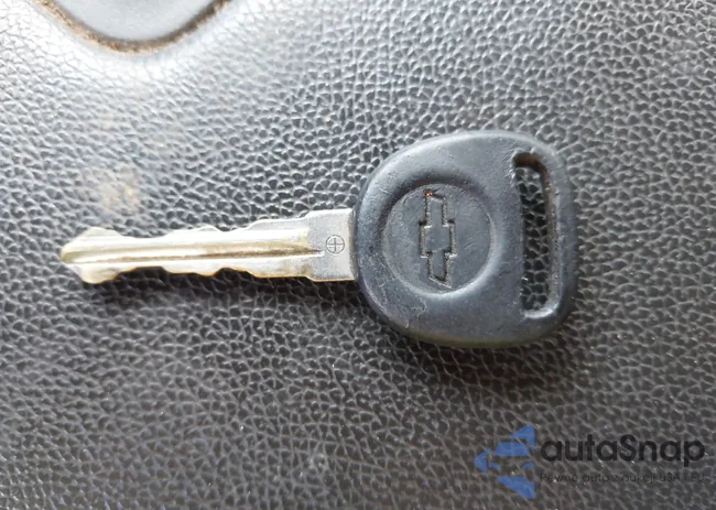 1GCRKSE70CZ124062: 42117810