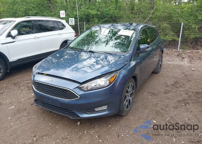 1FADP3M21JL277207: 42117879