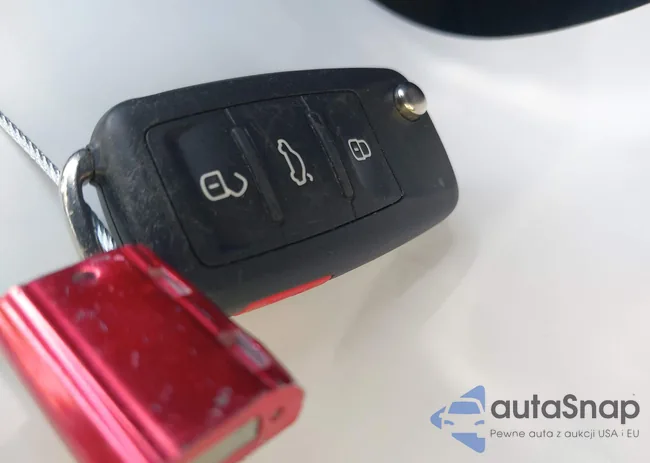 3VWC57BU1MM007417: 42118037