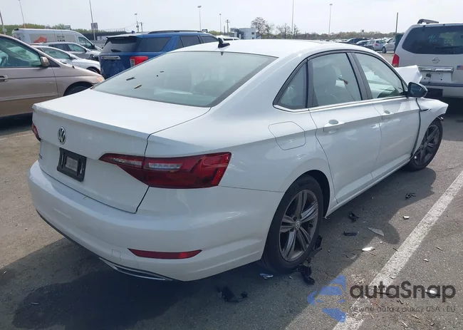 3VWC57BU1MM007417: 42118037