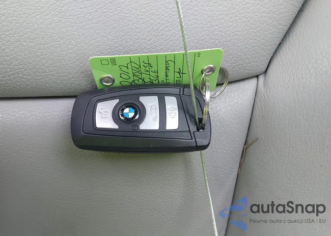 WBAXG5C54CDX02556: 42118060