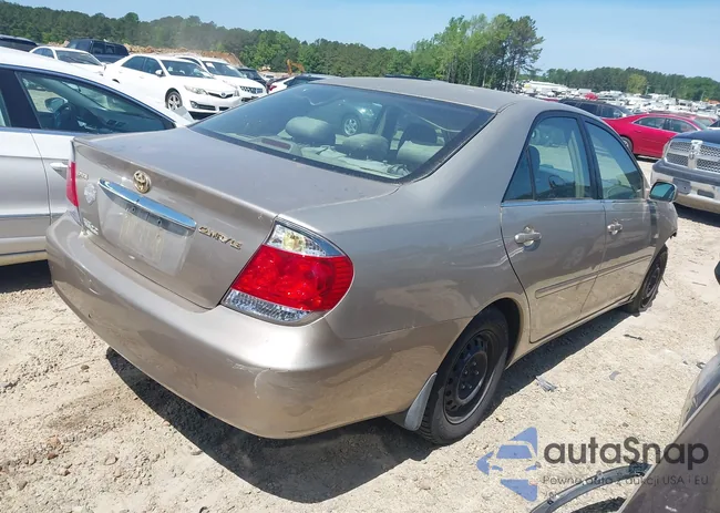 4T1BE32K65U429973: 42118080