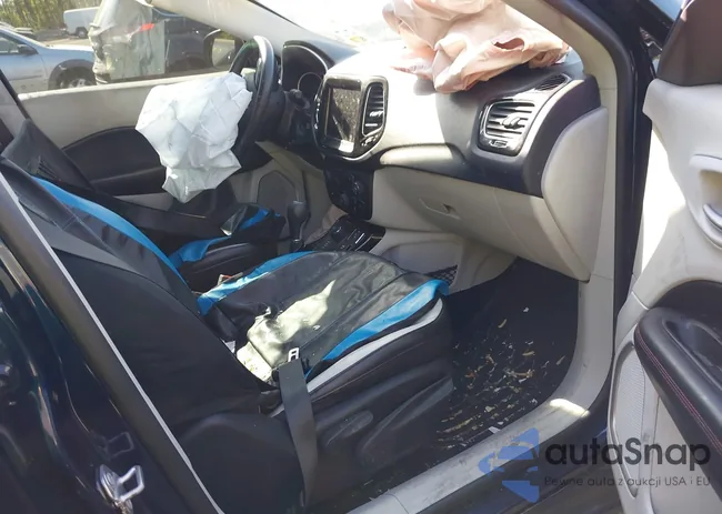 3C4NJDCB1KT680147: 42117481