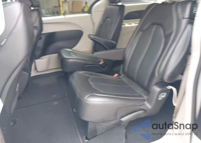 2C4RC1BG6RR116594: 42118613