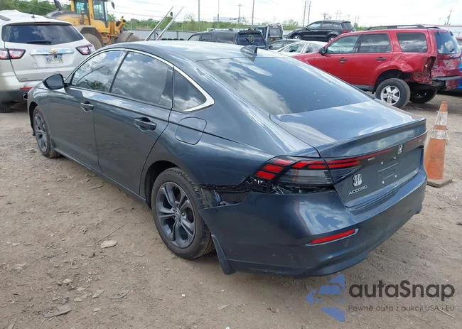 1HGCY1F37PA024928: 42118732