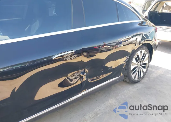 W1KEG2BB4PF013732: 42118848