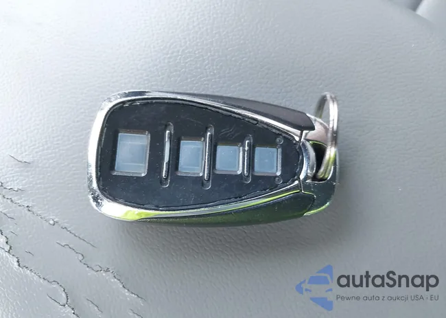 1G1ZB5ST8HF143818: 42119046