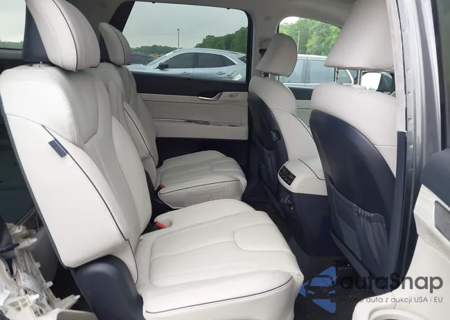 KM8R7DGE5RU806672: 42119069