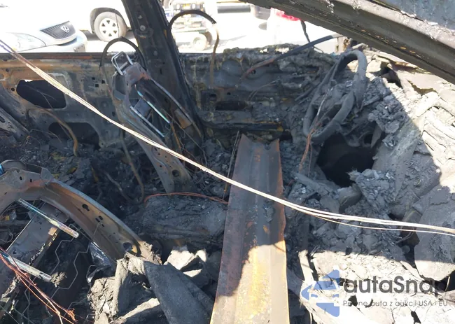 KNMAT2MT9JP525966: 42119081