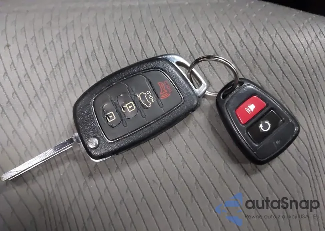 5XYZU3LB0FG286493: 42119088