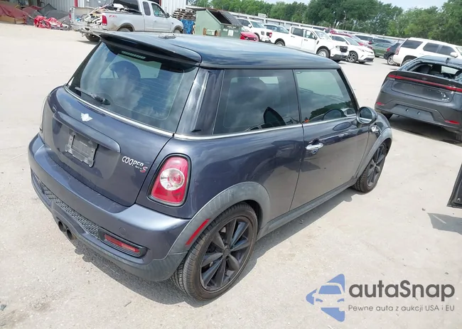 WMWSV3C5XDT392182: 42118240