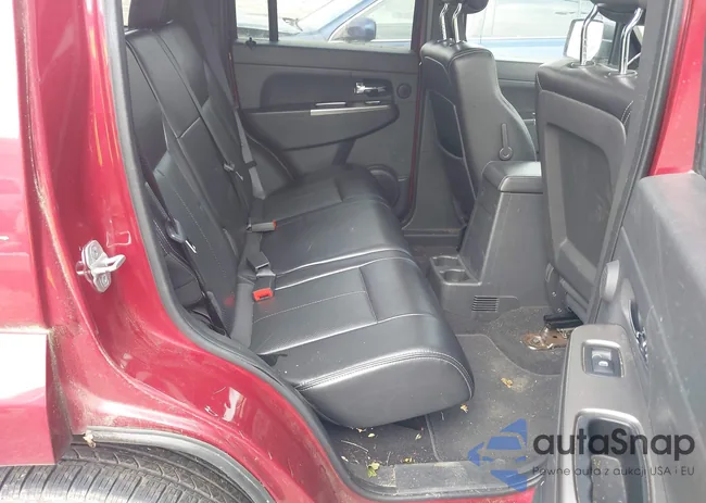 1C4PJMCKXCW118848: 42118464