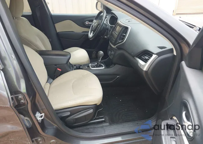 1C4PJLCB7FW620909: 42118471