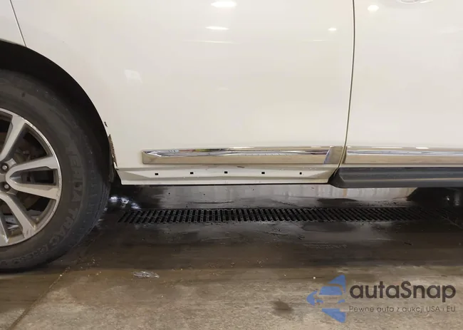 5N1AR2MM7EC687692: 42118491