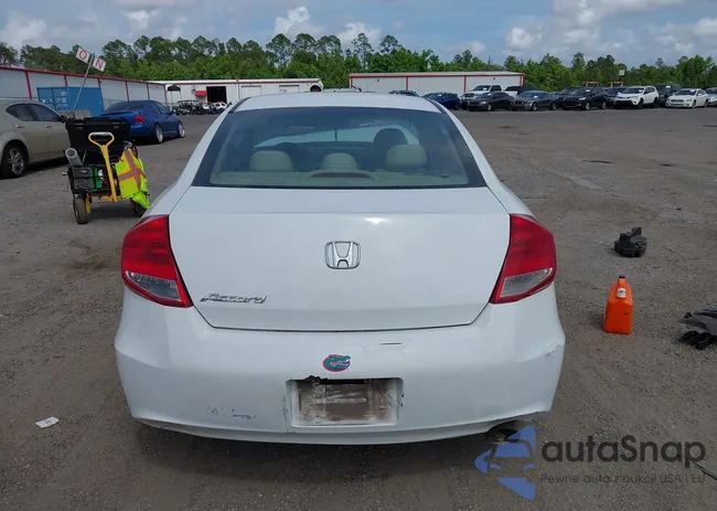 1HGCS1B30CA017997: 42118564