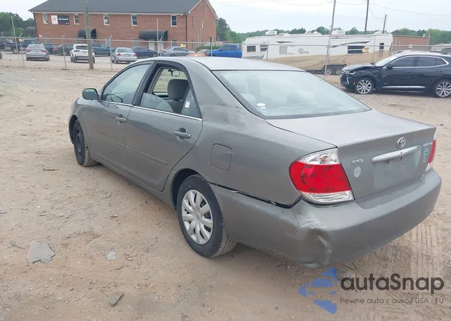 4T1BE32K05U555388: 42119726