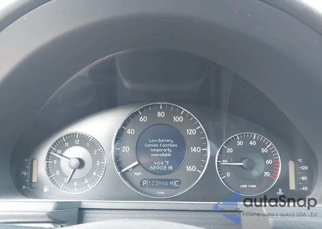 WDBUF82J15X174323: 42119748