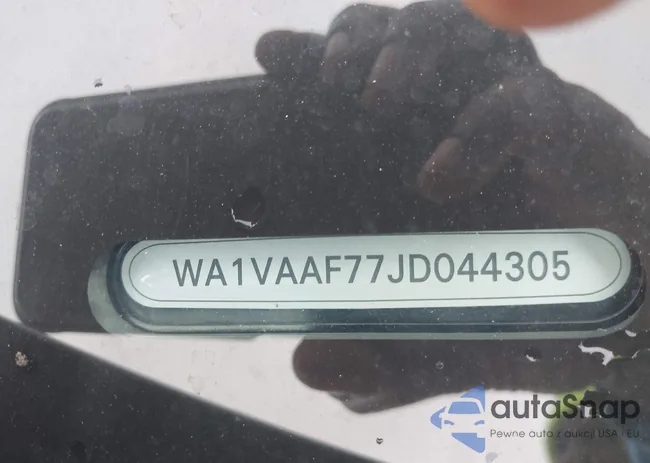 WA1VAAF77JD044305: 42119804