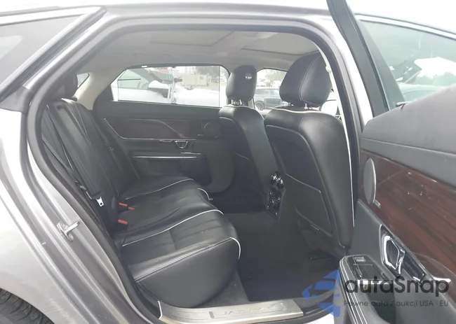 SAJWJ2GD8E8V64517: 42119916