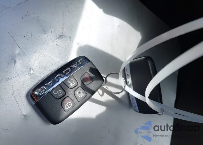 SAJWJ2GD8E8V64517: 42119916