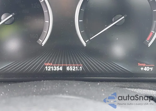 5UXWX7C50E0E82239: 42120102