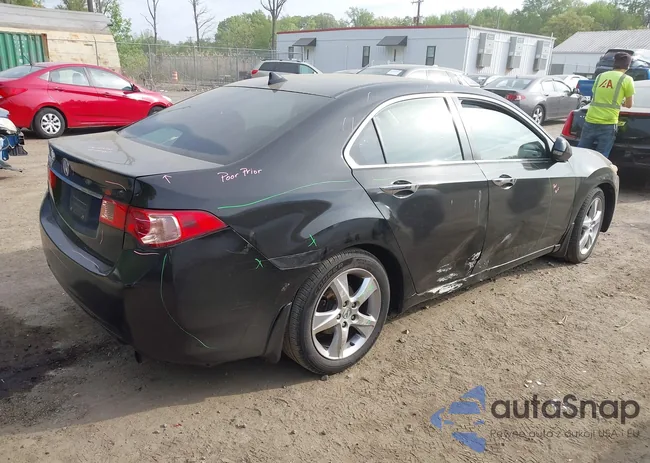 JH4CU2F65BC013707: 42120111