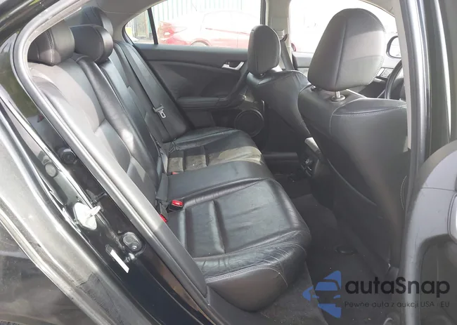 JH4CU2F65BC013707: 42120111