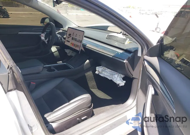 5YJ3E1EC2MF001553: 42119303