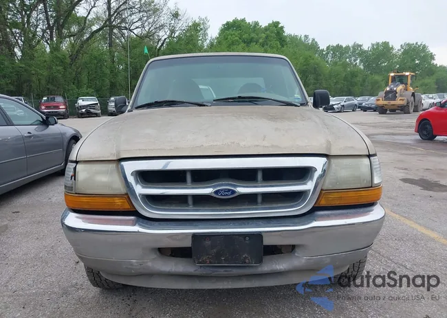 1FTYR14C1XTA28322: 42119312