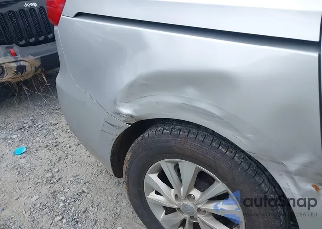 KNDMB5C10G6192380: 42119362