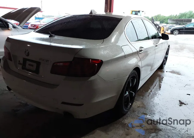 WBAFR7C59CC812865: 42120745