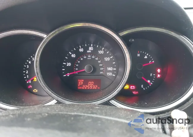 5XYKT3A66DG359826: 42120815