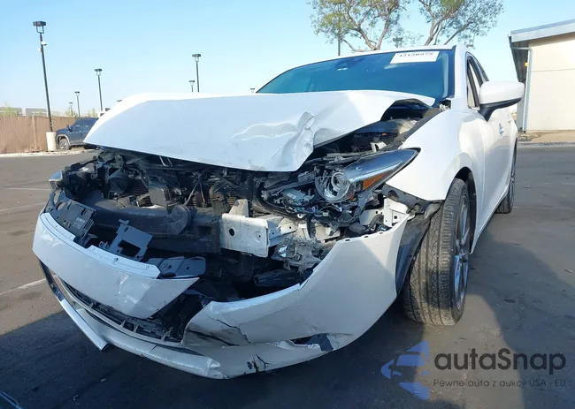 3MZBN1W31JM190601: 42120975