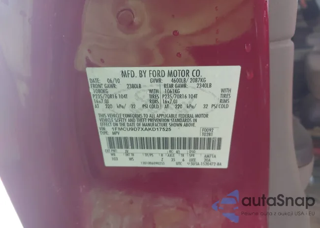 1FMCU9D7XAKD17525: 42121047