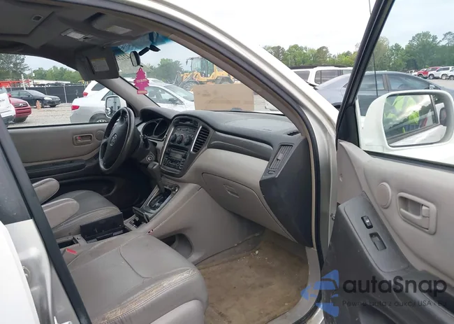 JTEGF21AX20032565: 42121048