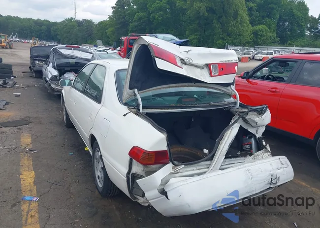 4T1BG22K81U818421: 42121087