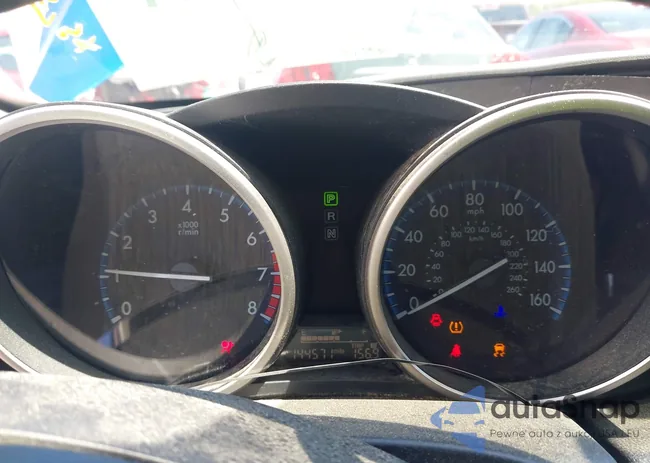 JM1BL1L81C1679976: 42120371