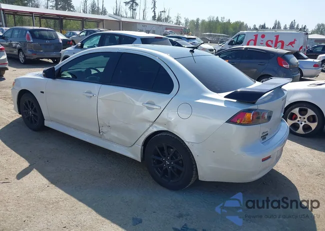 JA32U2FU5HU015258: 42121579