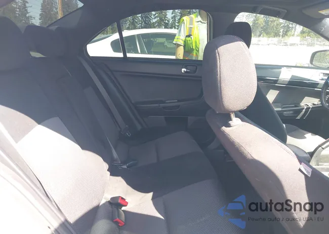 JA32U2FU5HU015258: 42121579