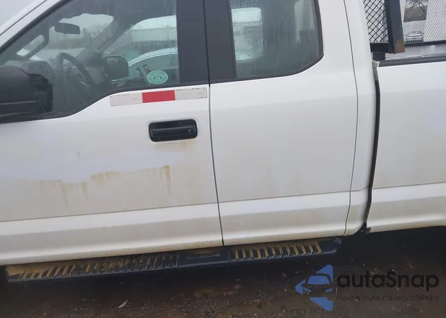 1FTEX1EB8KKD00670: 42121709