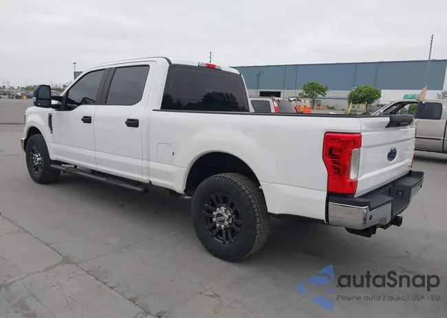 1FT7W2A66KEF60607: 42121732