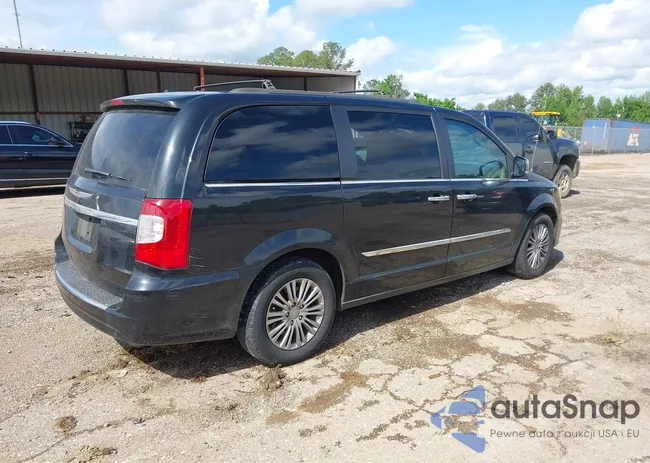 2C4RC1CG4FR509973: 42121743